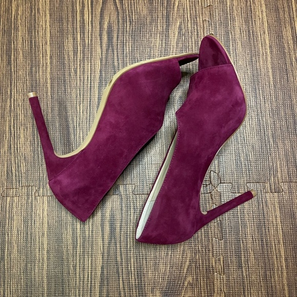 NWOB VINCE CAMUTO Rallien Peep-Toe Pumps - 7M - Picture 6 of 7